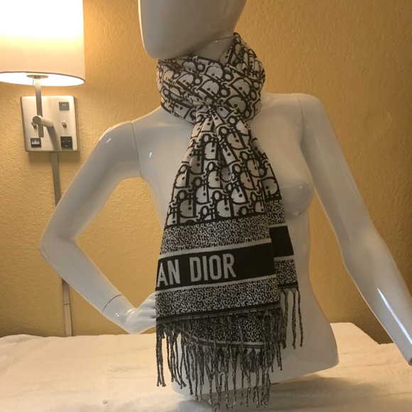 Dior Black and White Scarf - Picture 1 of 1